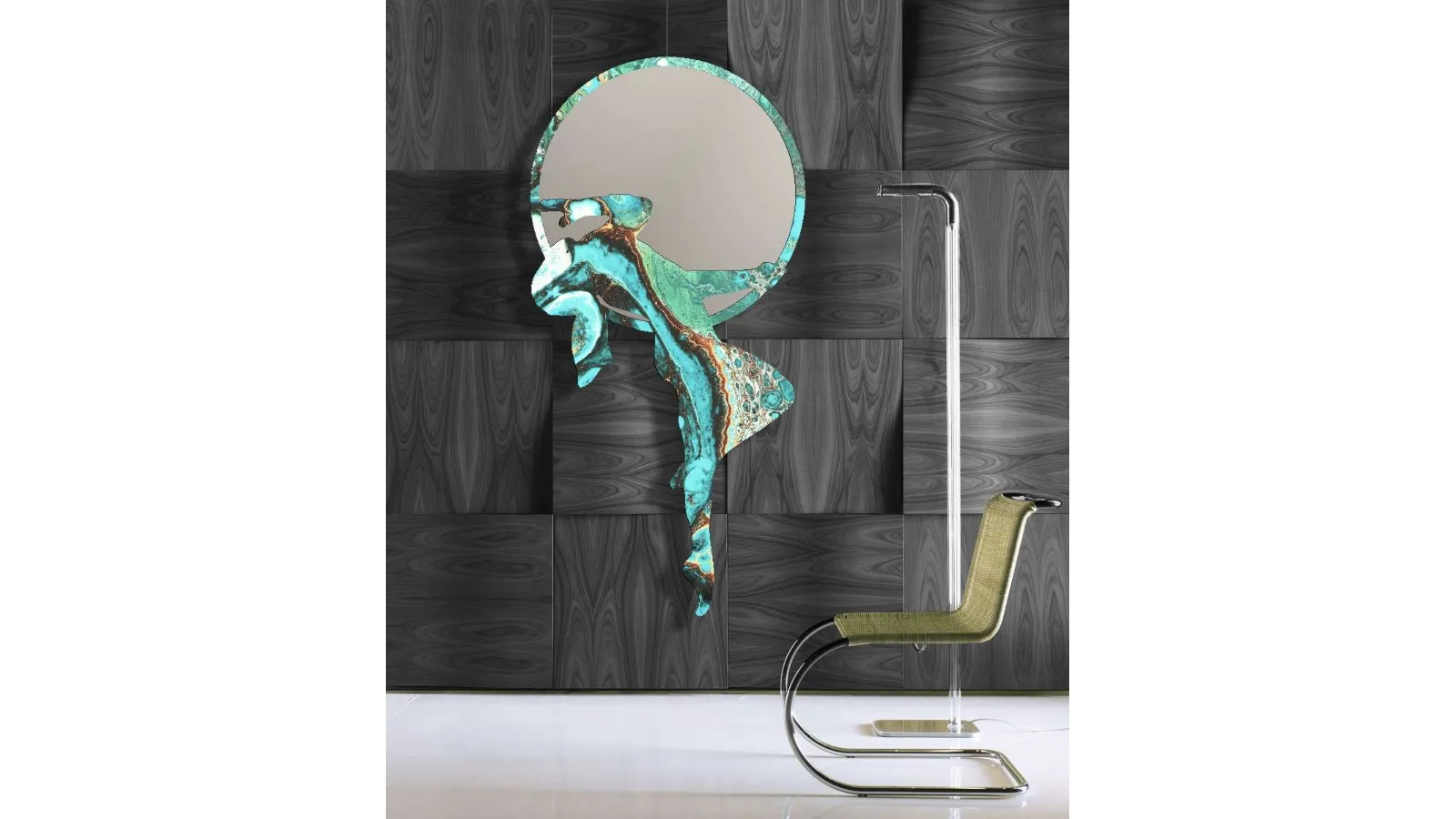 Specchio di design in metallo Acrobatic 01 di Migliorino