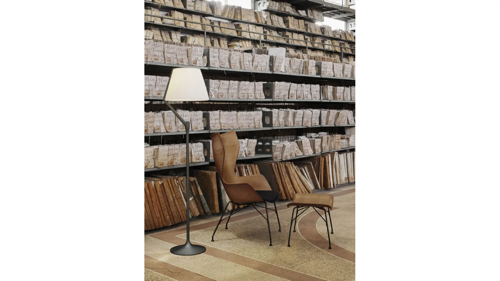 Lampada da terra Angelo Stone di Kartell