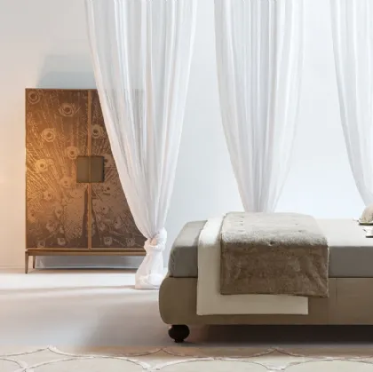 Letto matrimoniale con testiera trapuntata Dorian di Twils