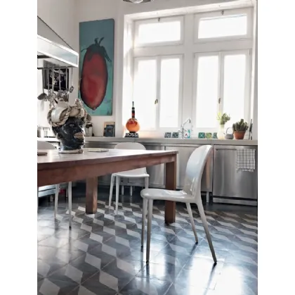 Sedia Thalya di Kartell