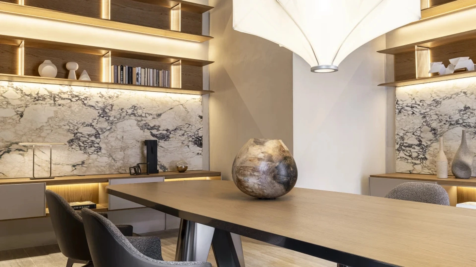 Tavolo Lise con piano in legno di Molteni & C