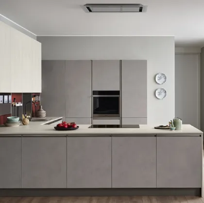 Cucina Moderna Start Time Presa 07 con penisola in finitura Graffiato scuro e Play Rovere chiaro di Veneta Cucine