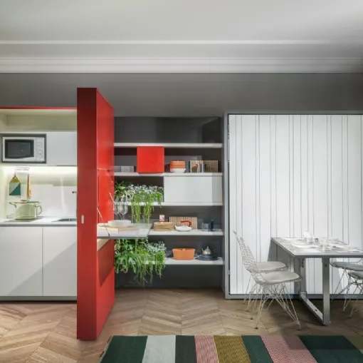 Cucina Moderna con isola Iconica 03 in Rovere Scuro Canneté e Bianco Perla di Veneta Cucine