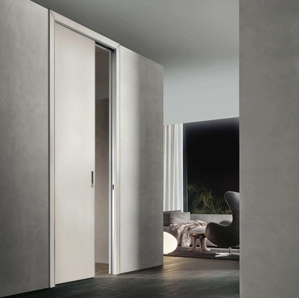 Porta per interni Luxor Scorrevole in laccato Lino opaco di Rimadesio
