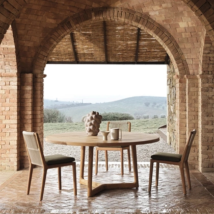 Sedia Cobea in legno di Molteni & C