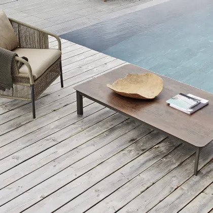 Tavolino System in alluminio con top in HPL di Varaschin