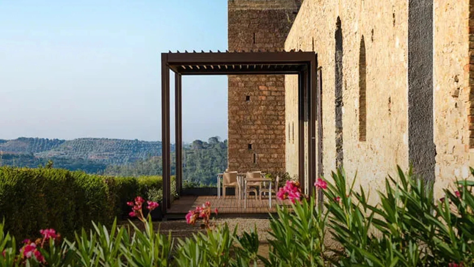 Pergola bioclimatica Vision di Pratic