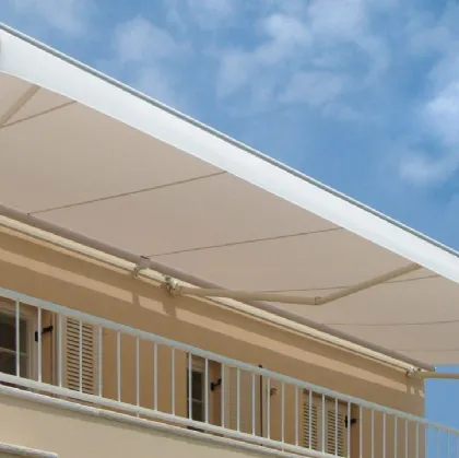 Tenda da sole a bracci con barra quadra di supporto Dim di Gibus